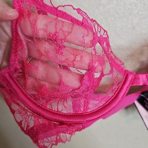 NWT Victoria's Secret Luxe Pink Lace Low Cut Demi Unlined  Bra 32B - Picture 4 of 7